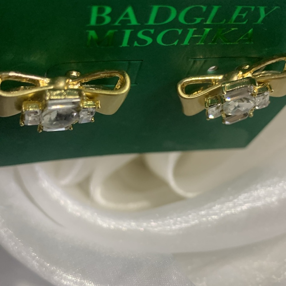 NWT Badgley Mischka Bow Earrings with Rhinestones